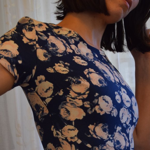 Navy Floral Romper - Picture 5 of 7